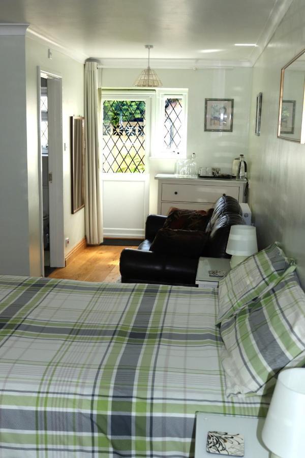 Bed and Breakfast Highworth House Swindon Exterior foto